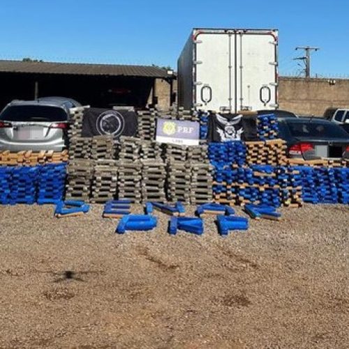 PRF e Denar apreendem 2 toneladas de maconha no Mato Grosso do Sul