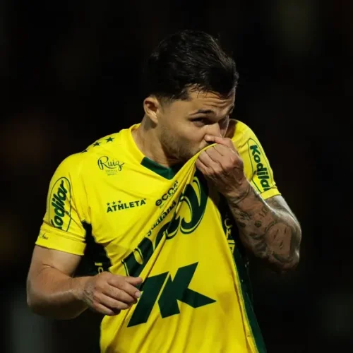 Foto: Vinicius Silva/AGIF