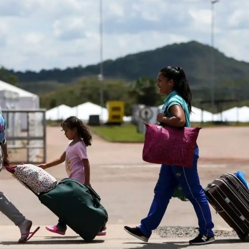 Mutirão de serviços vai acontecer no sábado, 21 de junho, no complexo esportivo Jorjão, voltado especificamente aos migrantes e refugiados que vivem em Dourados. Foto: Marcelo Camargo/Agência Brasil
