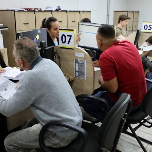 Contribuinte pode negociar seus débitos com o município na Central do Cidadão. Foto: A. Frota