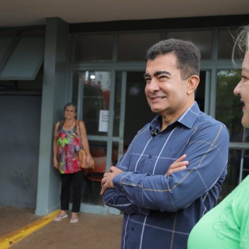 Prefeito Marçal Filho junto com a coordenadora administrativa, Claudia Raquel Machado Ayala, anunciou a convocação de dezenas de profissionais de saúde aprovados em concurso público e que não foram chamados no governo passado. Foto: A. Frota