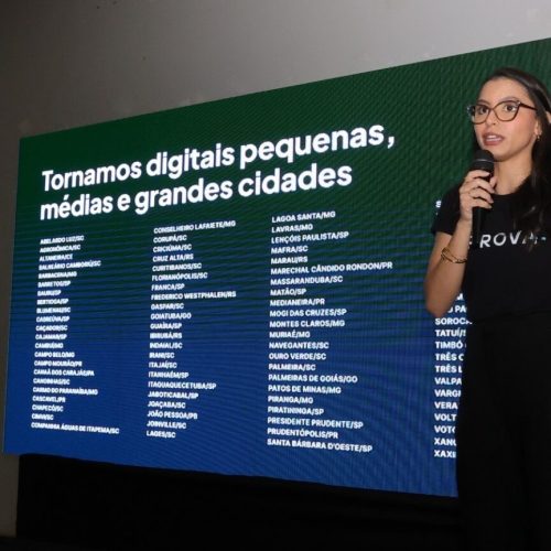 Sistema Aprova Digital está agilizando a prestação de serviços ao cidadão e gerando economia de recursos para o município. Foto: A. Frota