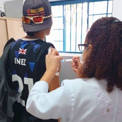 O imunizante está disponível gratuitamente em todas as Unidades Básicas de Saúde de Dourados. Foto: Divulgação