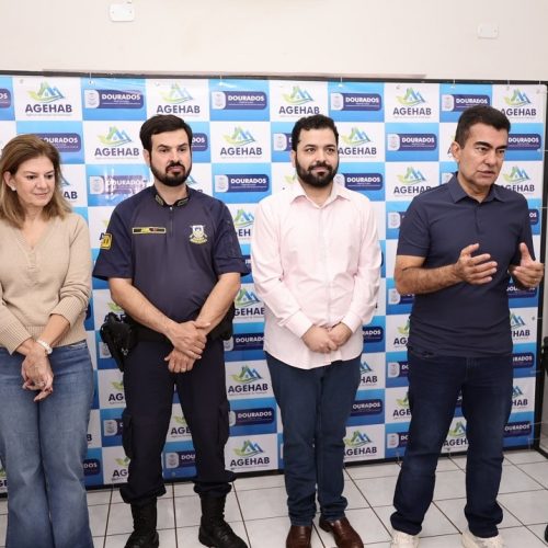 Projeto de desfavelamento de Dourados foi anunciado pelo Prefeito Marçal Filho e equipe nesta manhã- Crédito: A. Frota