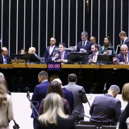 Congresso aprovou a proposta orçamentária em sessão conjunta nesta quinta-feira.
Foto: Vinicius Loures/Câmara dos Deputados
