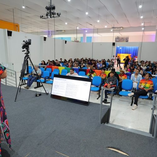 A conferência conta com mesas temáticas, palestras, debates e a elaboração de propostas que serão encaminhadas à etapa estadual – Fotos: A. Frota
