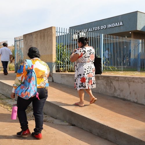 Calçamento com escada e rampa de acesso traz acessibilidade ao posto do Altos do Indaiá – Foto: A.Frota