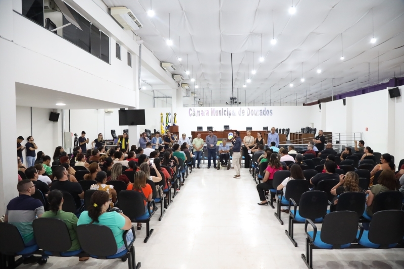 Trabalhadores da FUNSAUD Buscam Apoio na Câmara Municipal Contra Retirada de Adicional de Insalubridade Trabalhadores da FUNSAUD Buscam Apoio na Câmara Municipal Contra Retirada de Adicional de Insalubridade