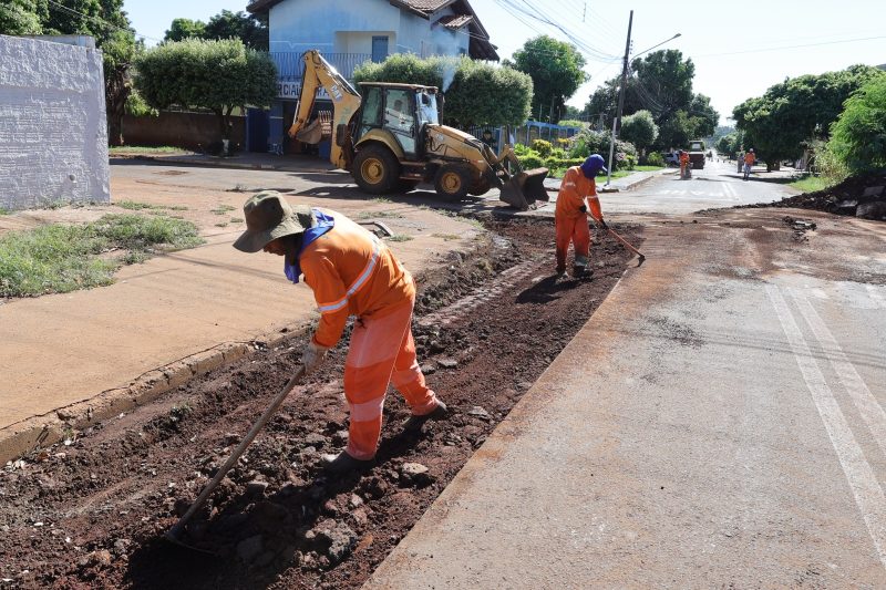 Prefeitura de Dourados Intensifica Operação Tapa-Buraco em Quatro Regiões Críticas