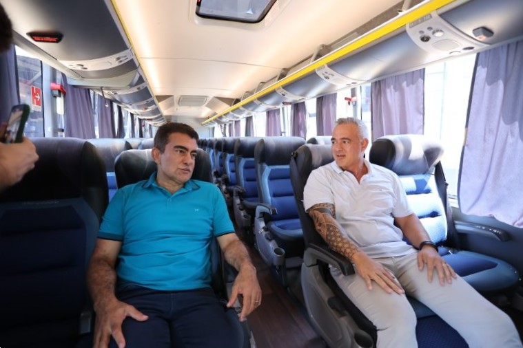 Dourados renova frota de ônibus escolares e inova com tecnologia de monitoramento Dourados renova frota de ônibus escolares e inova com tecnologia de monitoramento