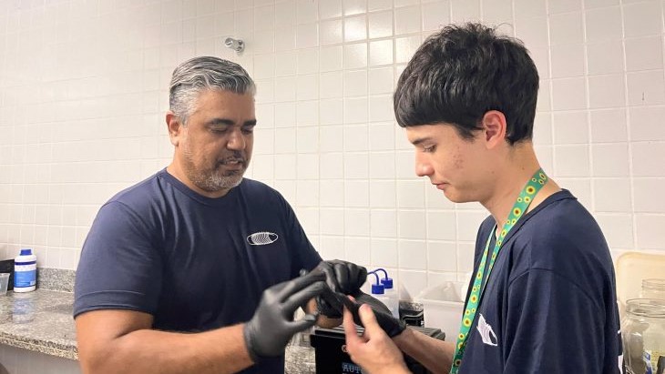 No Dia do Orgulho Autista, Bioparque Pantanal destaca histórias reais de inclusão