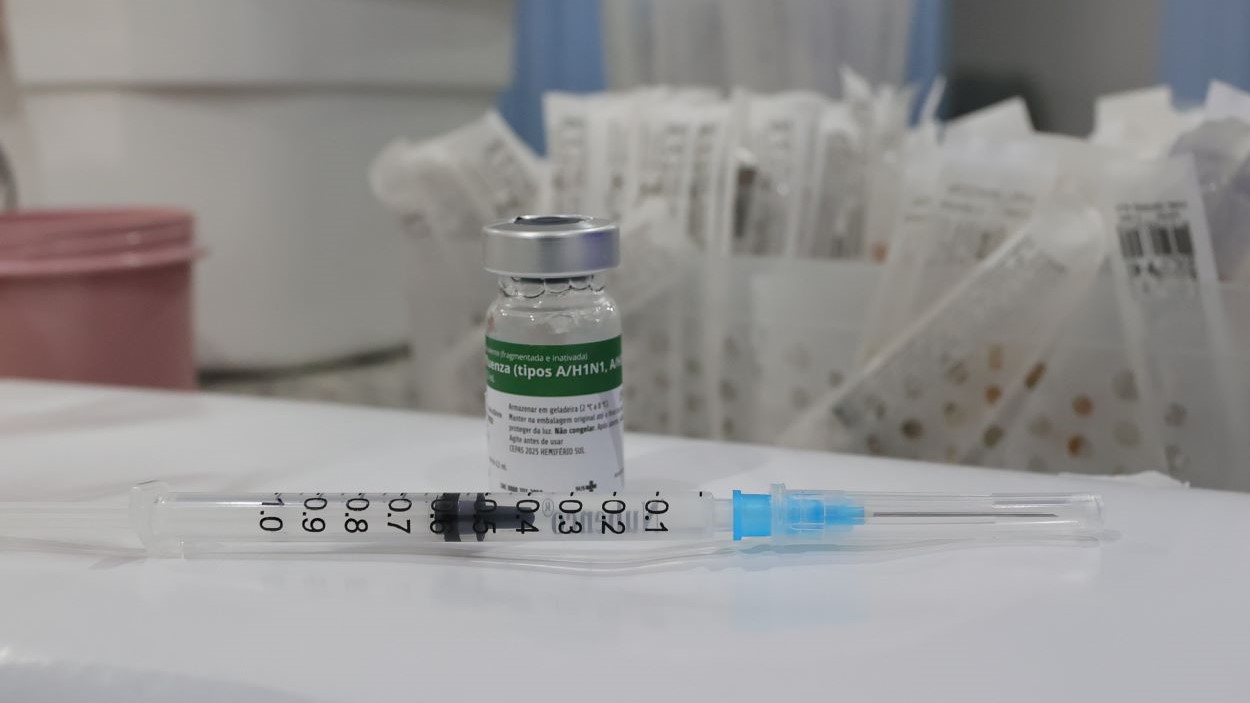 Mais de 1.400 atendimentos na UPA reforçam a importância da vacinação contra gripe