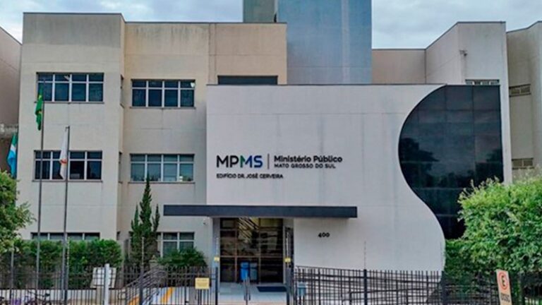 Folha do MS | Informação ao Alcance de Todos Com penas somadas de 42 anos, MPMS obtém condenação de trio por homicídio brutal em Dourados