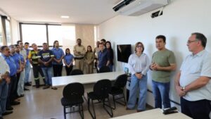 Servidores da Agetran participaram da solenidade de posse da nova diretora-presidente Foto: Divulgação