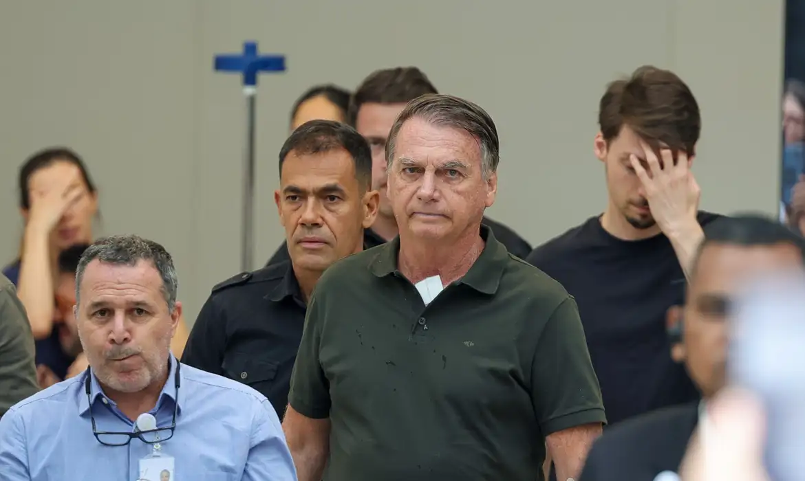 STF autoriza internação de Bolsonaro para realização de cirurgia