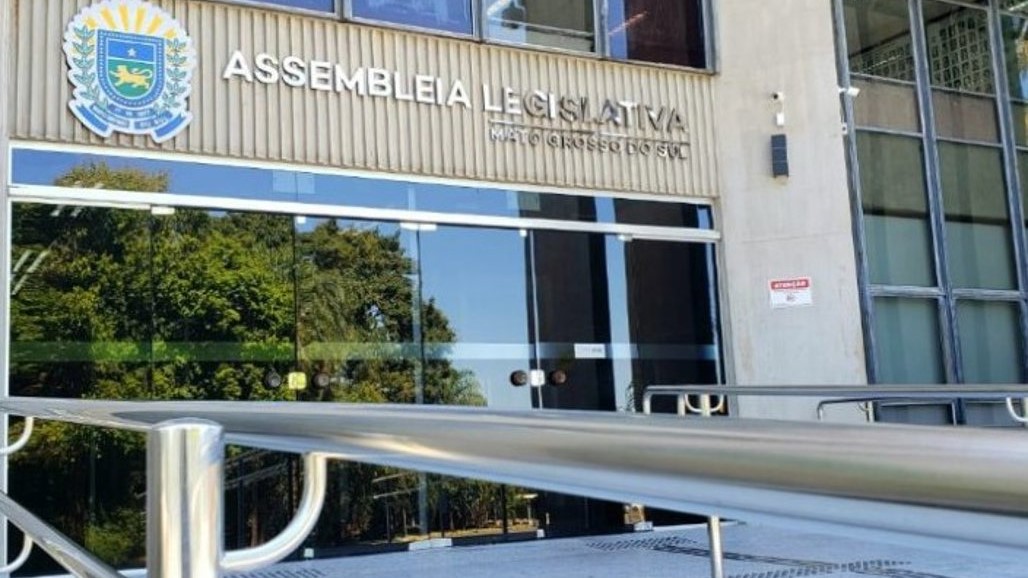 ALEMS publica edital de novo concurso com remuneração inicial de até R$ 8 mil