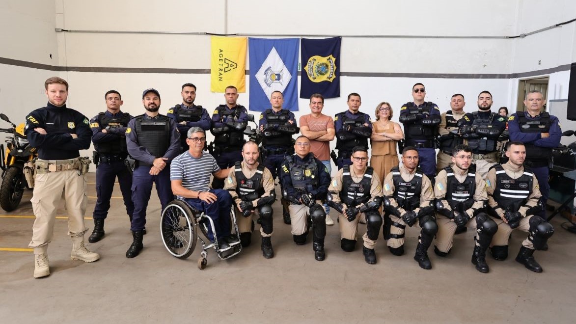 Agetran forma agentes de trânsito para atuarem como motociclista batedor