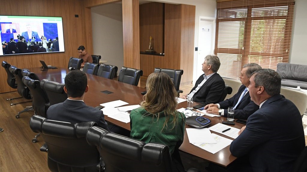 Riedel passa comando do Codesul ao Paraná e grupo discute plano até 2040
