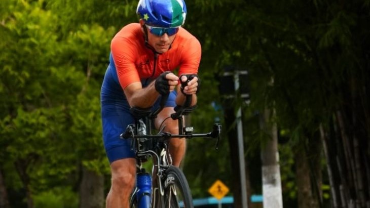 Servidor público de MS encara triathlon extremo em Santa Catarina e leva o nome do estado a circuito mundial
