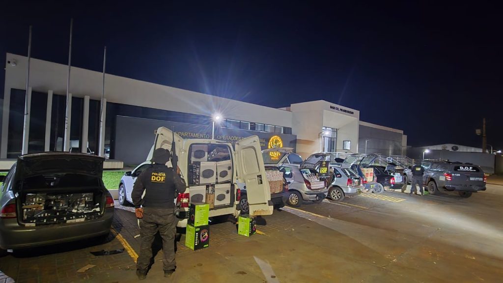 Policiais interceptam comboio com mais de R$ 450 mil em produtos de contrabando e descaminho