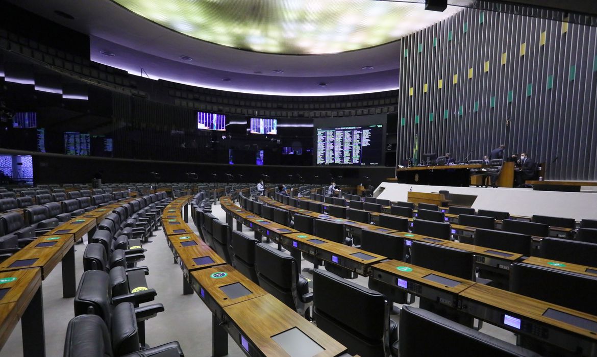 Presidente da Câmara dos Deputados decide colocar em votação o projeto que reduz penas dos condenados pelo 8 de janeiro