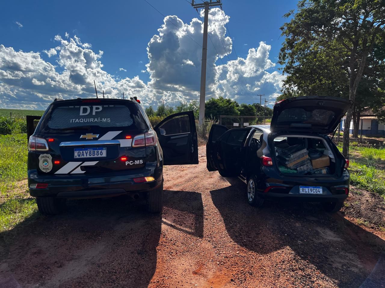 Polícia apreende quase 400kg de maconha e prende homem em flagrante