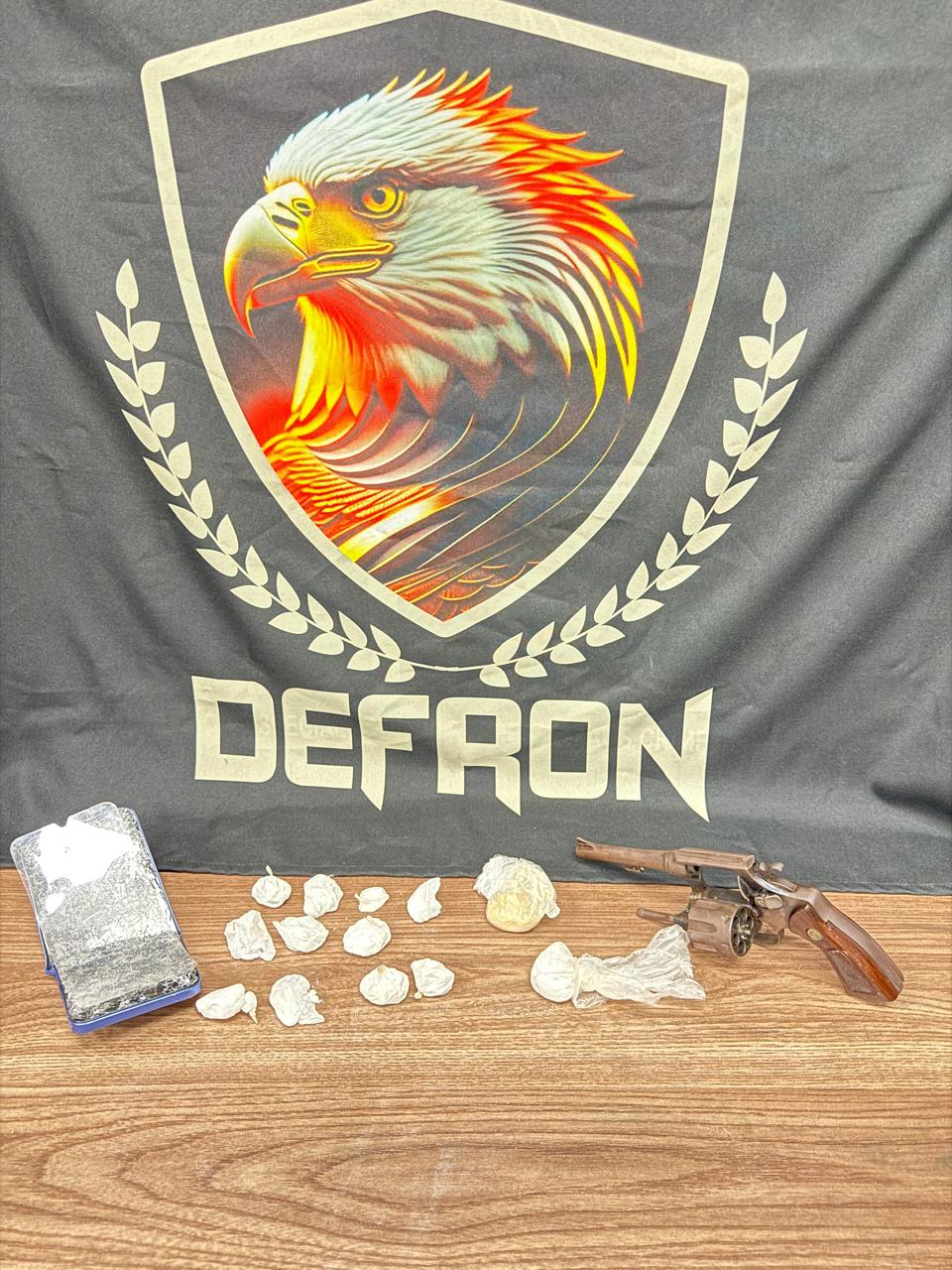 Polícia Civil prende homem de 33 anos, por tráfico de drogas e posse de arma de fogo, em Dourados