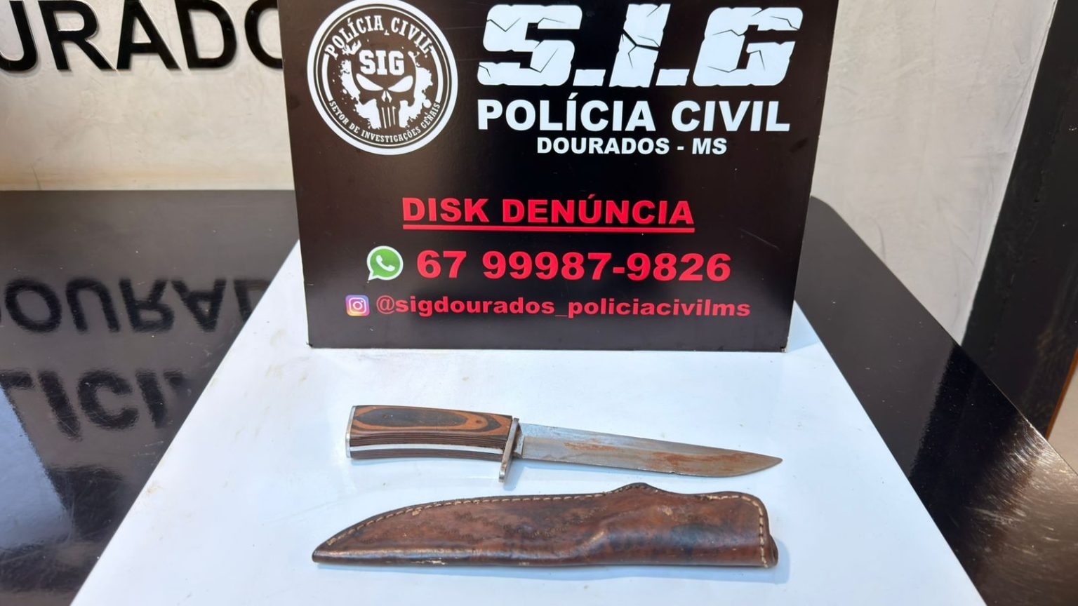 Polícia Civil prende homem em flagrante por tentativa de homicídio, após ter esfaqueado desfeto pelas costas em Dourados