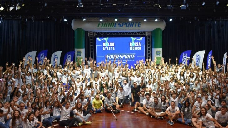 Fundesporte publica edital do processo seletivo para os programas Bolsa Atleta e Bolsa Técnico 2026