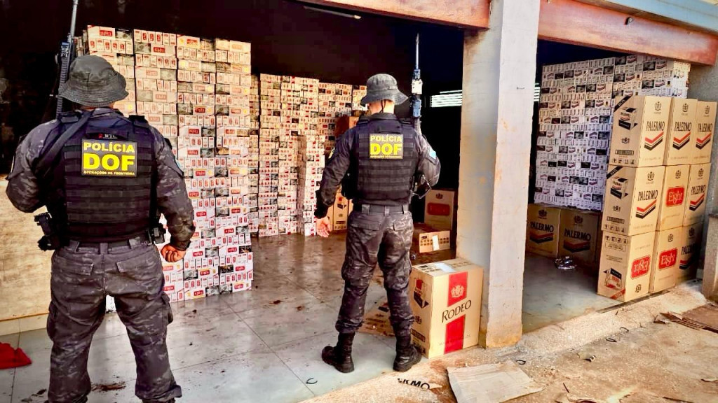 DOF localiza entrepostos em Dourados e Douradina e apreende R$ 1,5 milhão em cigarros