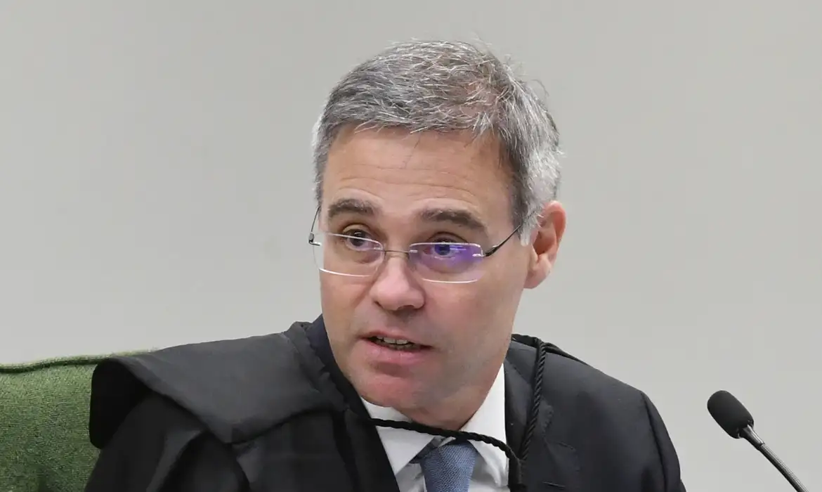 Nomeado relator do caso Master, Mendonça se reúne com delegados da PF