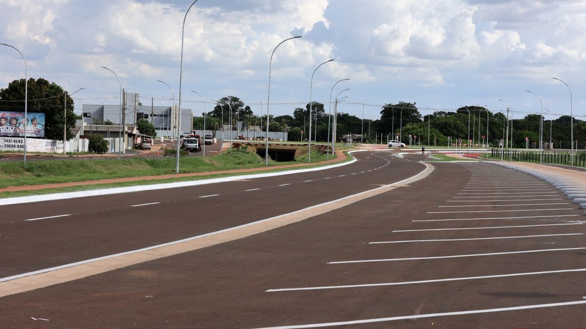 Prefeitura entrega neste sábado obra de duplicação da Avenida Aziz Rasselen 