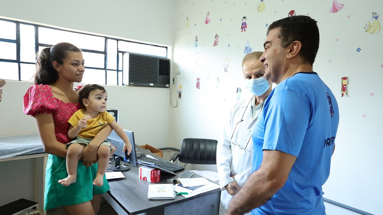 Prefeito faz vistoria surpresa em UBS e reforça compromisso com atendimento humanizado