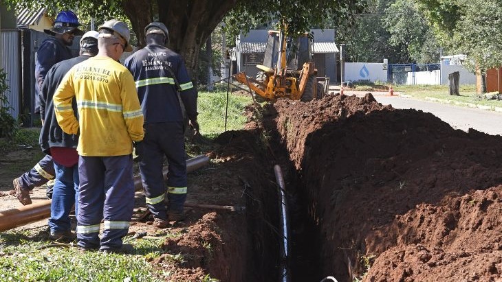 Com obras em execução, 49 municípios avaçam na universalização do saneamento em MS