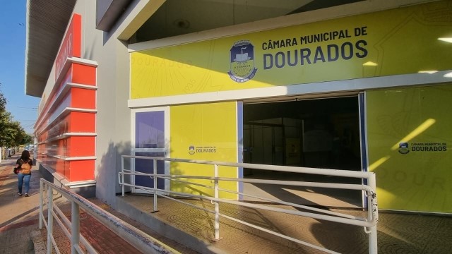 Câmara de Dourados abre licitação para compra de mobiliário e equipamentos de climatização