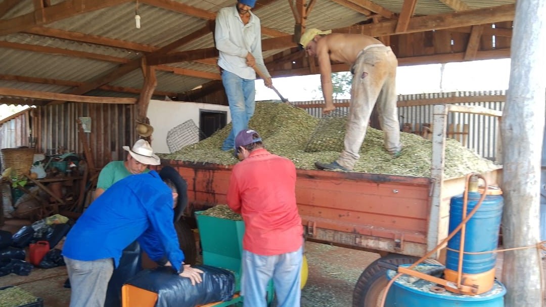 Zé Teixeira defende produtores rurais de Angélica e Laguna Carapã