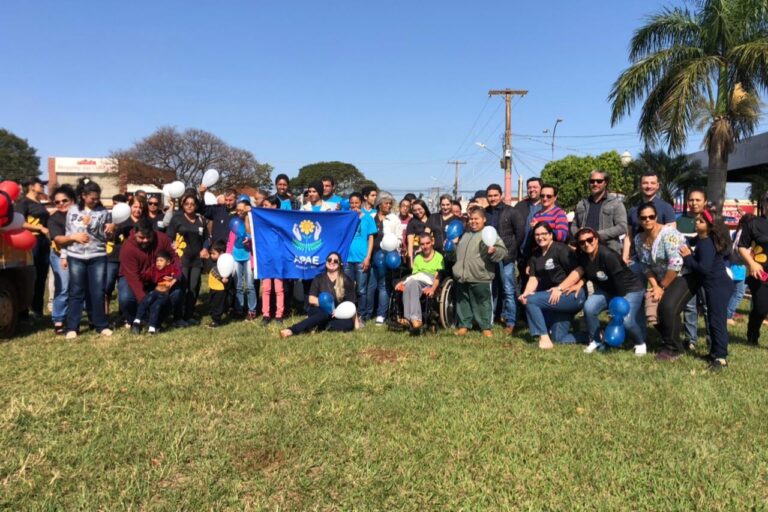Deputado Zé Teixeira trabalha para garantir atendimentos em APAE de Angélica