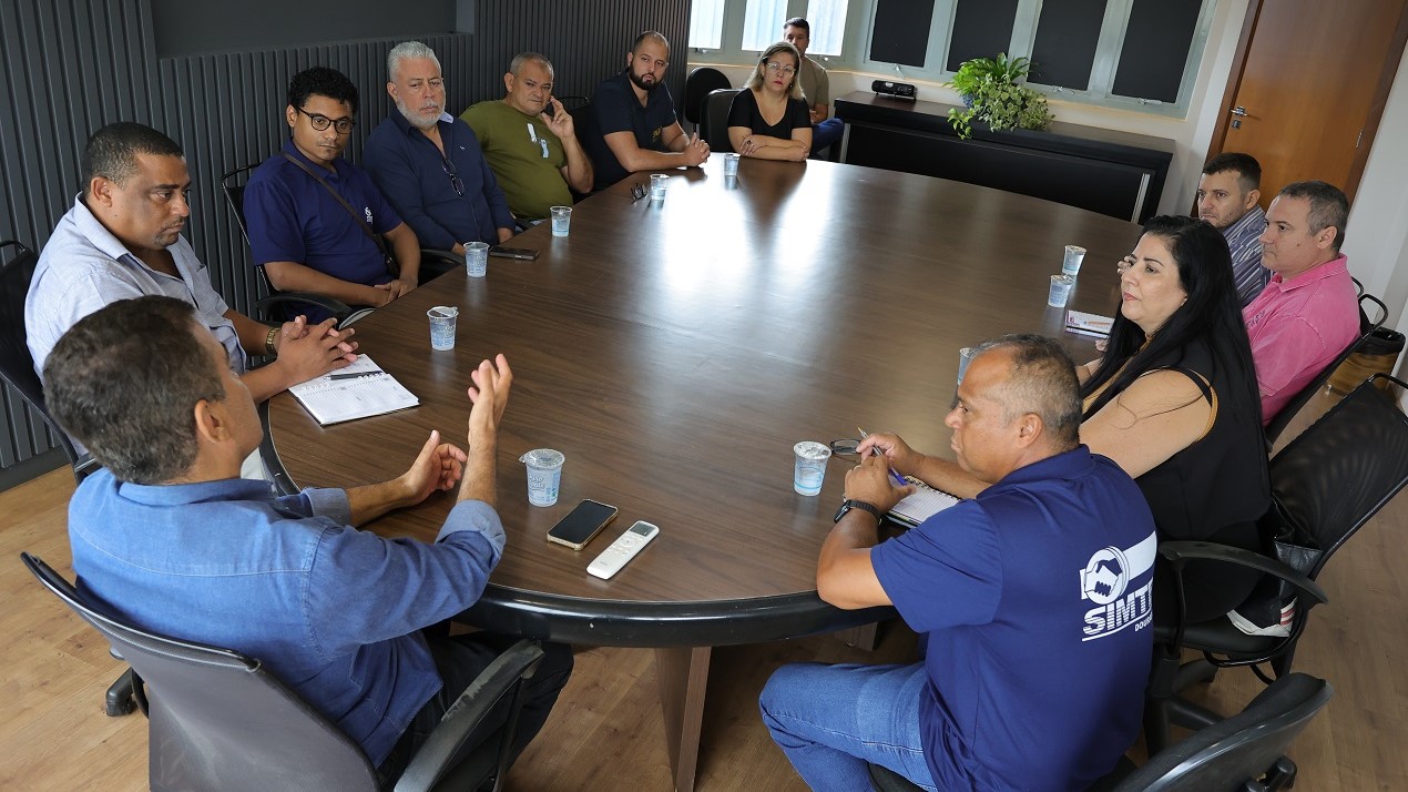 Prefeitura anuncia reajuste salarial de 4,5% para os servidores municipais de Dourados
