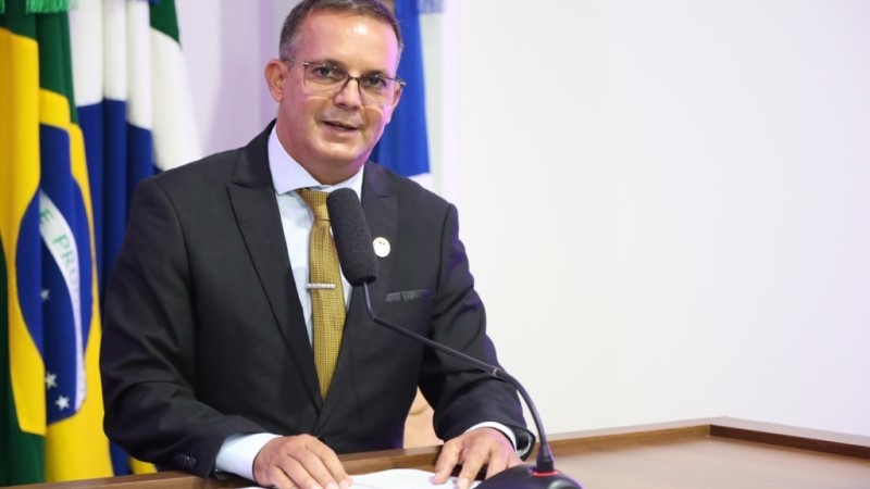 Inspetor Cabral solicita informações sobre contrato de manejo da arborização urbana Inspetor Cabral solicita informações sobre contrato de manejo da arborização urbana