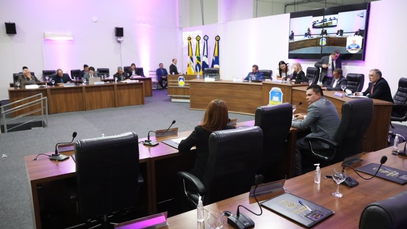 Vereadores aprovam projetos e criam nova função na Mesa Diretora Vereadores aprovam projetos e criam nova função na Mesa Diretora