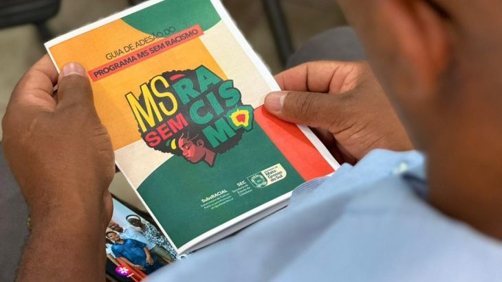 Municípios são convocados a liderar transformação antirracista durante lançamento do MS Sem Racismo Municípios são convocados a liderar transformação antirracista durante lançamento do MS Sem Racismo