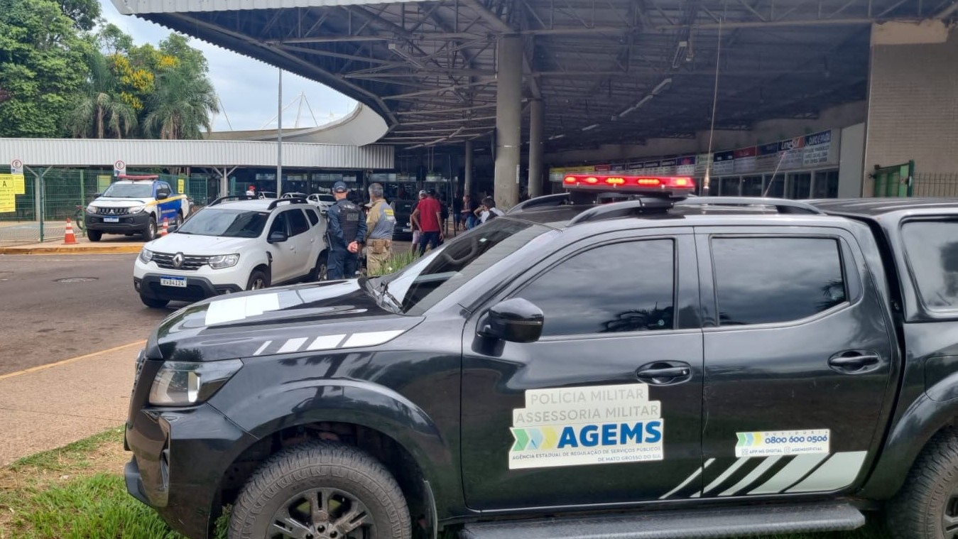 Fiscalização garante melhorias no transporte entre Itaporã e Dourados após cobrança de Zé Teixeira Fiscalização garante melhorias no transporte entre Itaporã e Dourados após cobrança de Zé Teixeira