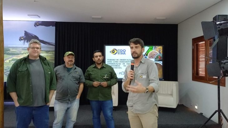 Turismo de observação de aves ganha destaque na COP15 com registro raro em MS e reforça debate sobre conservação