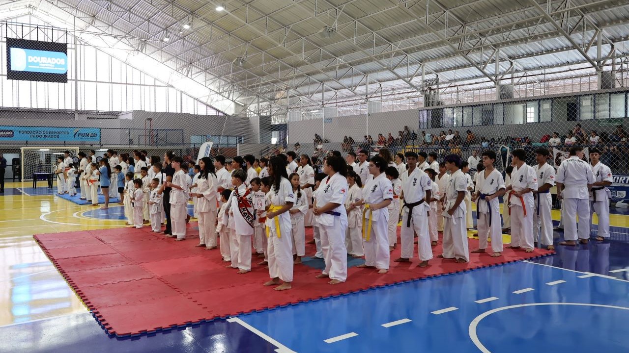Festival de Karatê reúne atletas de diversas academias e destaca talentos da nova geração