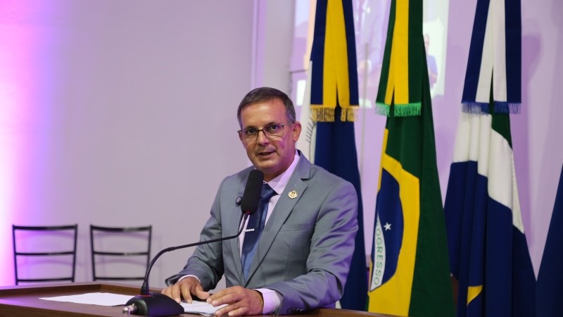 Comunidade escolar aciona vereador, e Cabral leva demandas urgentes da educação à Câmara