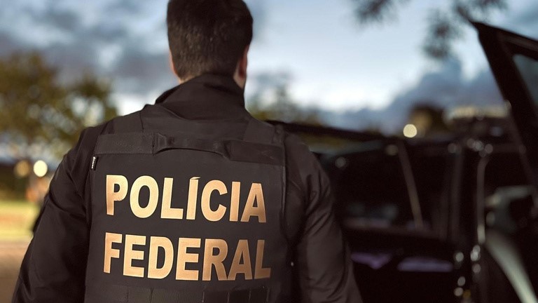 PF, PRF e PM/MS fazem apreensão de 1,6 tonelada de droga PF, PRF e PM/MS fazem apreensão de 1,6 tonelada de droga