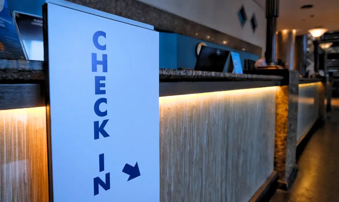 Hospedagens têm até hoje para adotar check-in digital