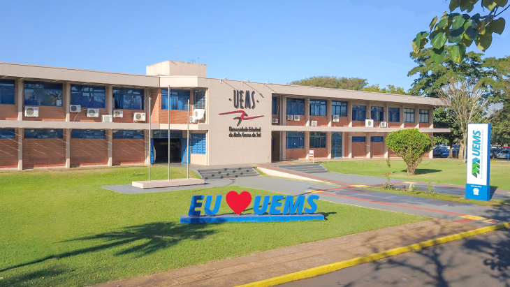 UEMS abre inscrições para auxílios permanência e alimentação para estudantes em vulnerabilidade