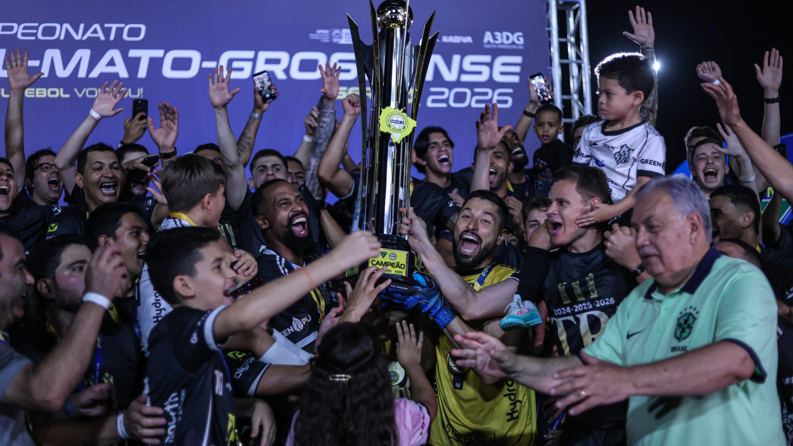 Operário volta a vencer Bataguassu e é tricampeão sul-mato-grossense