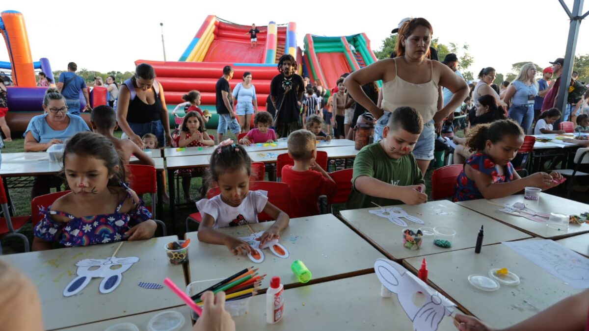 Recreação infantil impulsiona público e reforça caráter familiar da Festa da Páscoa em Dourados Recreação infantil impulsiona público e reforça caráter familiar da Festa da Páscoa em Dourados